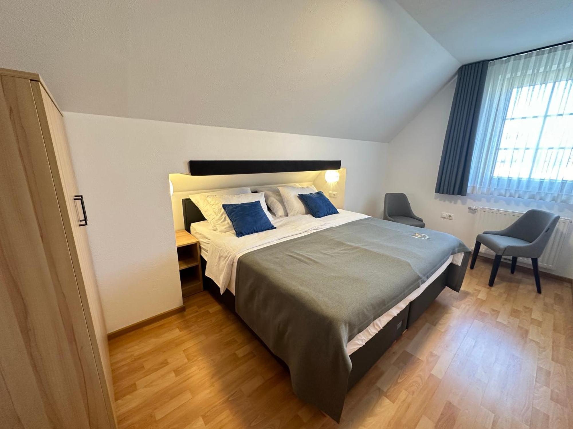 Boutique Hotel Loka Шкофья-Лока Экстерьер фото